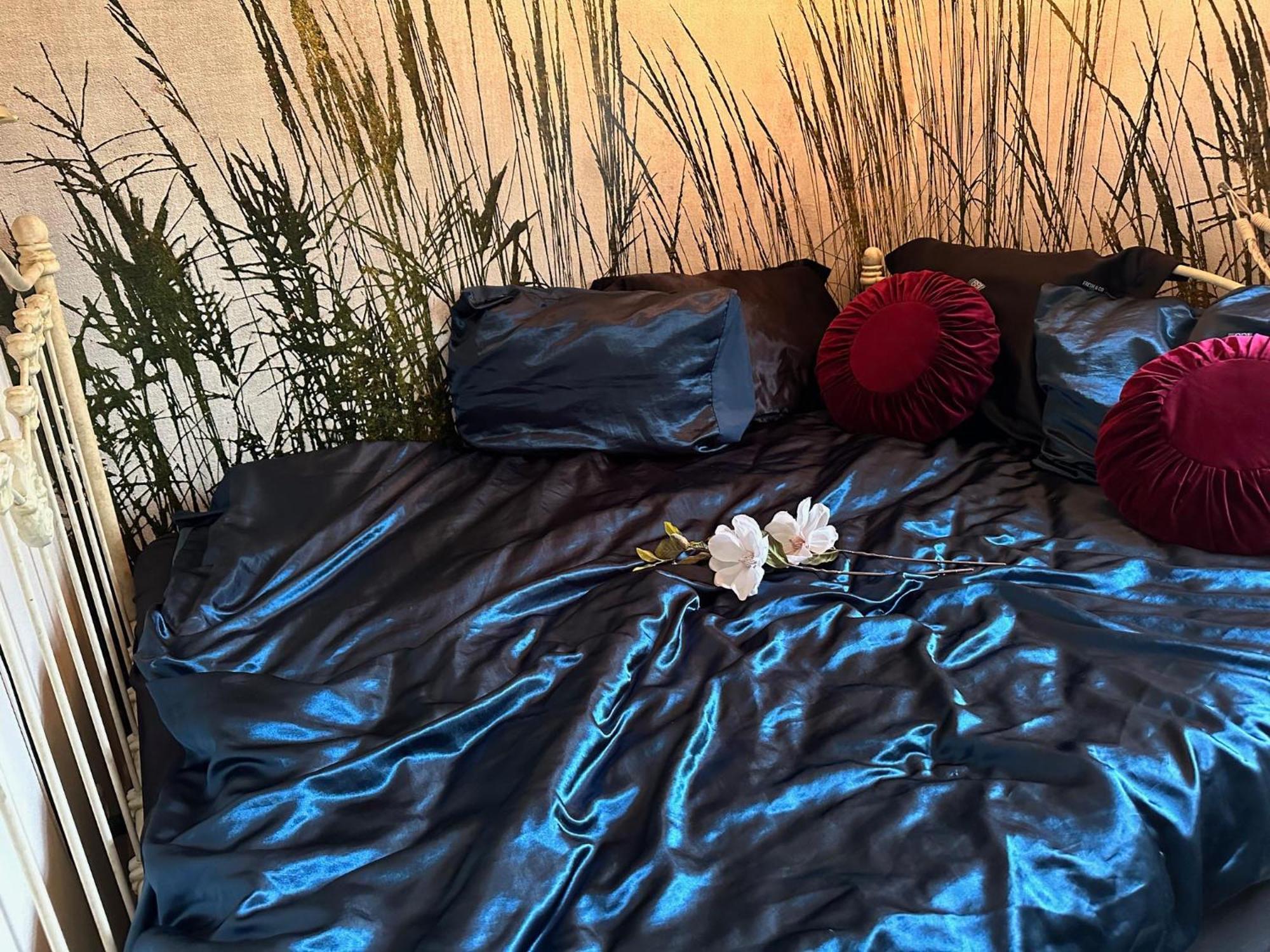 Supergezellig Vakantiehuis Met Hele Grote Tuin Bij Nijmegen Ewijk Ngoại thất bức ảnh